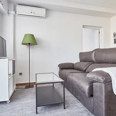 Beferent Riscal 2 Centro Apartment *